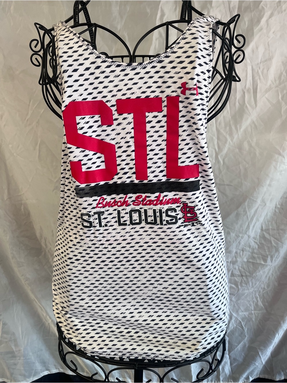 Under Armour St. Louis Cardinals Tank Top Sm/M Never Worn